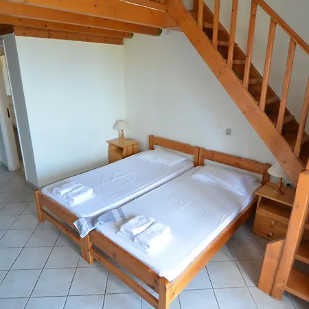 Anna's 招待所 拉瑟