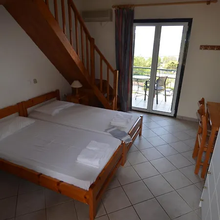 Anna's 招待所 拉瑟